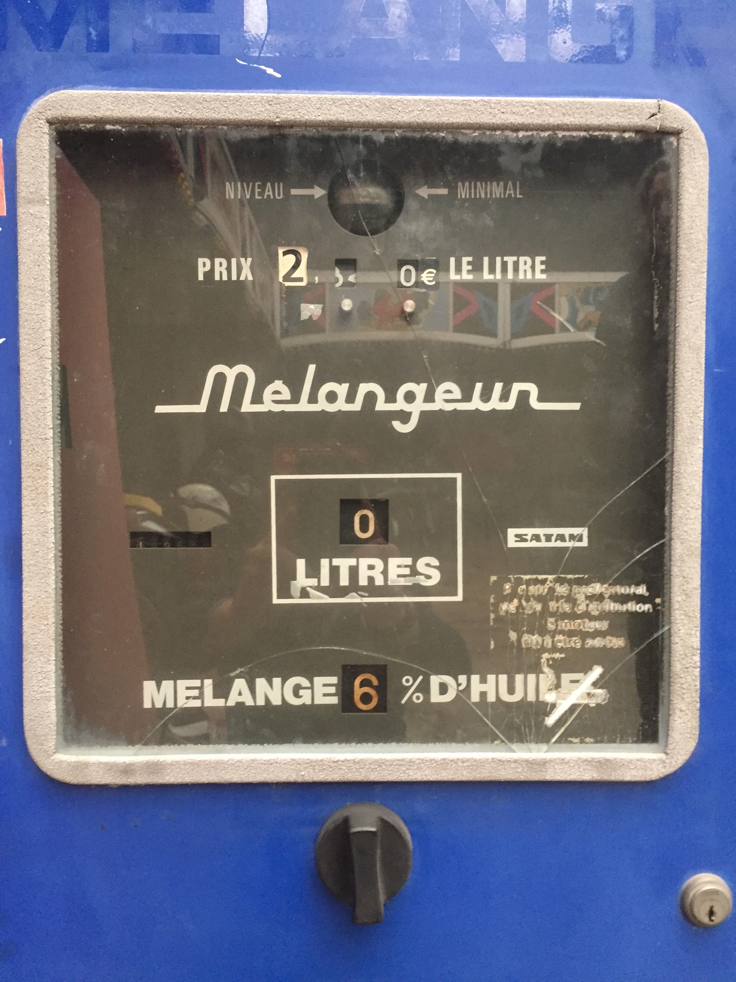 Pompe mélange ancienne Elan 3, 4, 5 ou 6 % de Ma boutique, vue de face avec boutons et raccords visibles.