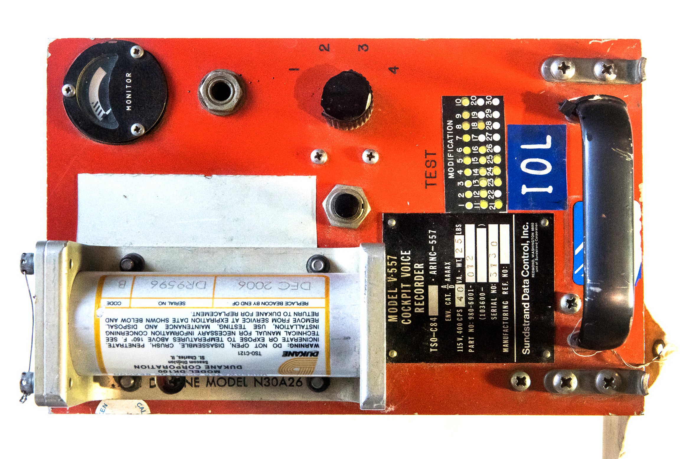 Ensemble de 2 boîtes noires d'un Boeing 727 de Libyan Arab Airlines, période 1970