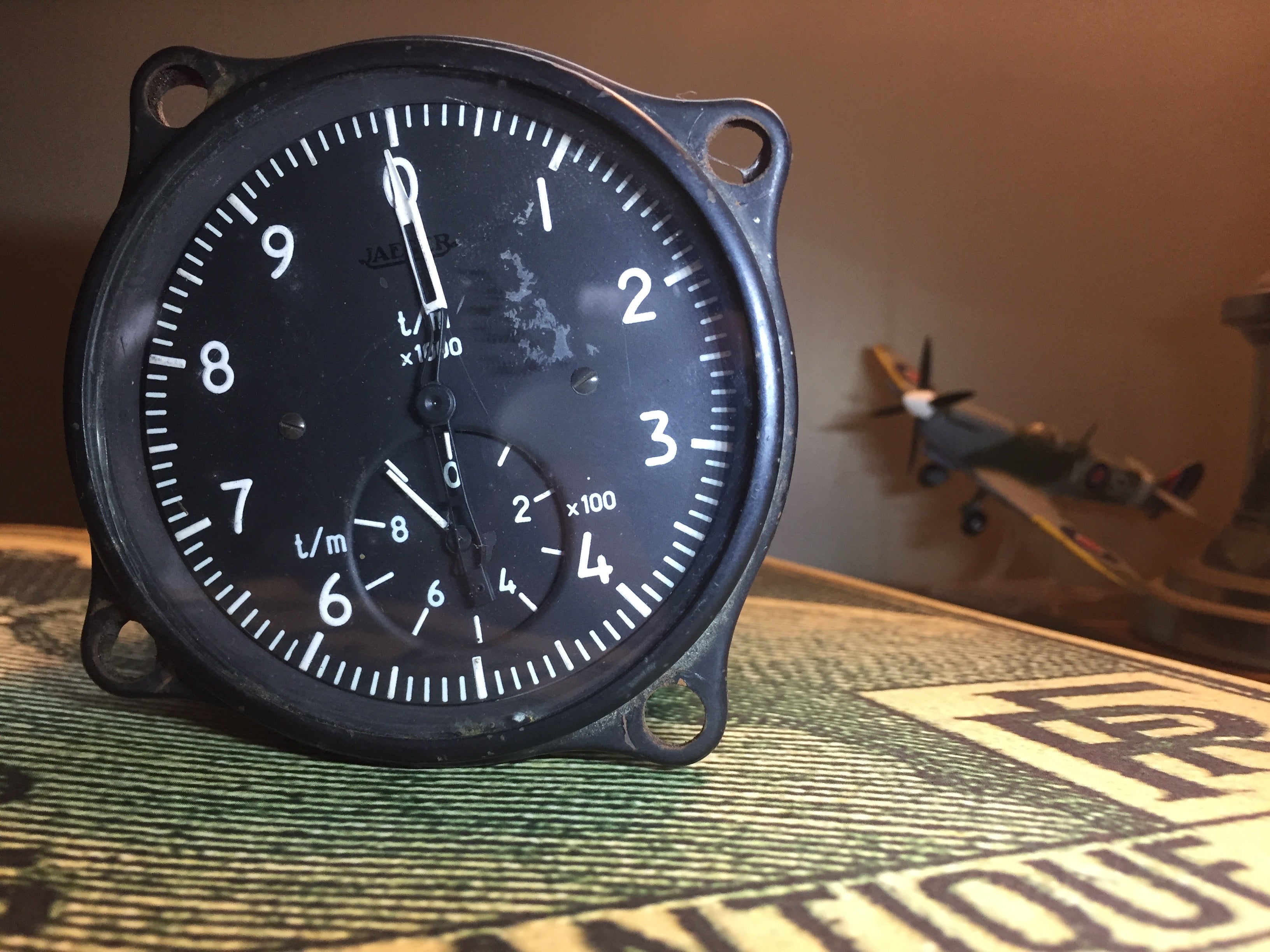 Indicateur tachymétrique Jaeger - période 1950-1960