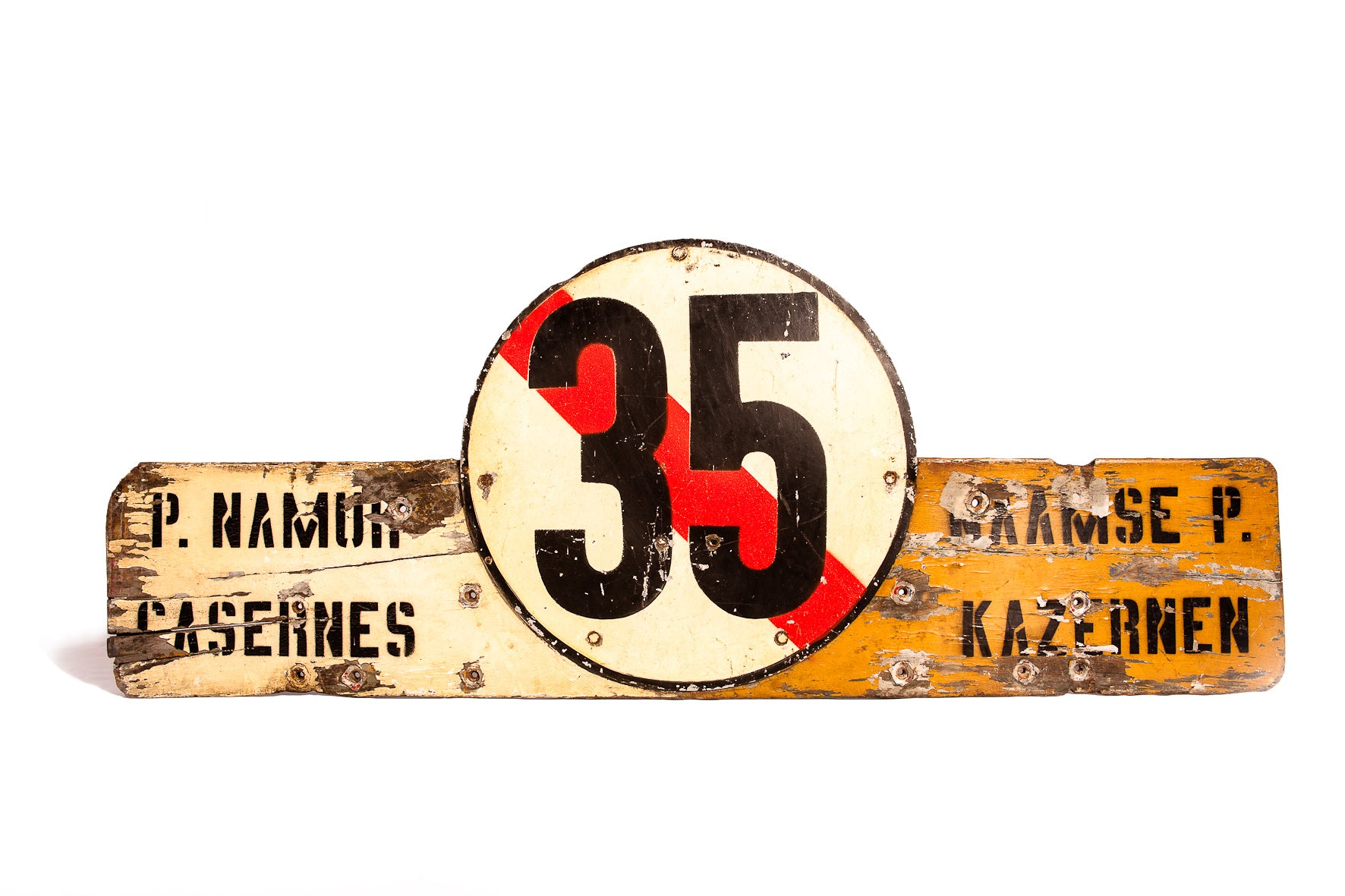 Panneau de tram bruxellois de la ligne 35, période début du siècle, affichage vintage, dans un style rétro.